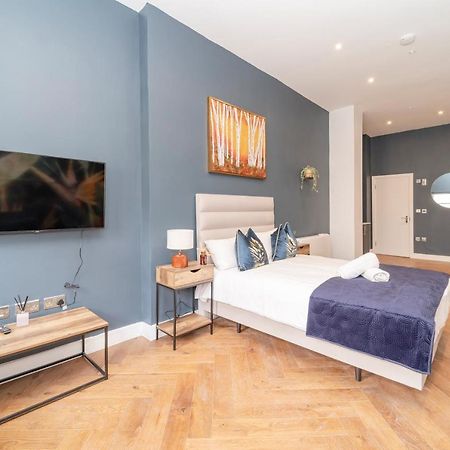 Appartement Morden Studio Flat Moments Away From Brighton Seafront Extérieur photo