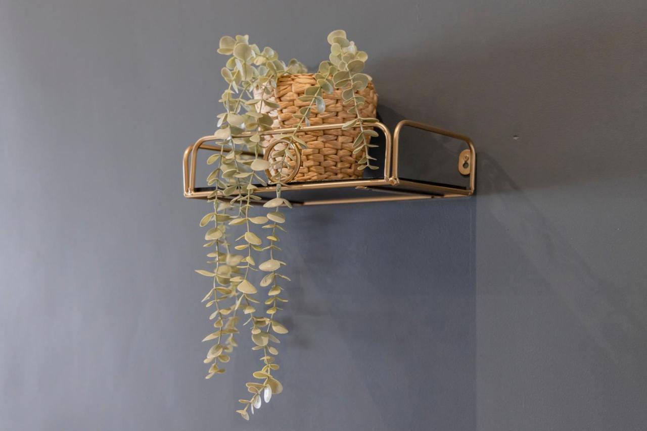 Appartement Morden Studio Flat Moments Away From Brighton Seafront Extérieur photo