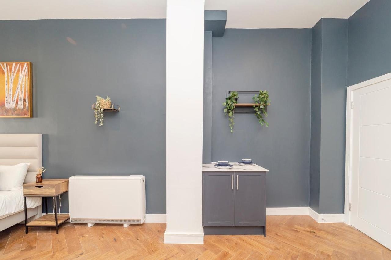 Appartement Morden Studio Flat Moments Away From Brighton Seafront Extérieur photo